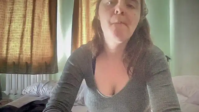 Diamond Tyler online show from 06.13.26