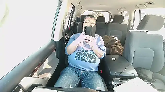 Snapshot of kumao2 chatting on 01.23.25 kumao2 online show from 01.23.25