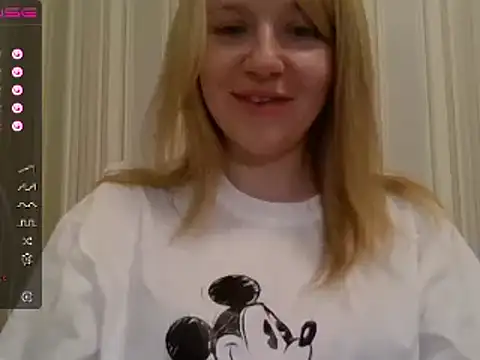 urbadkitty online show from 01.10.25