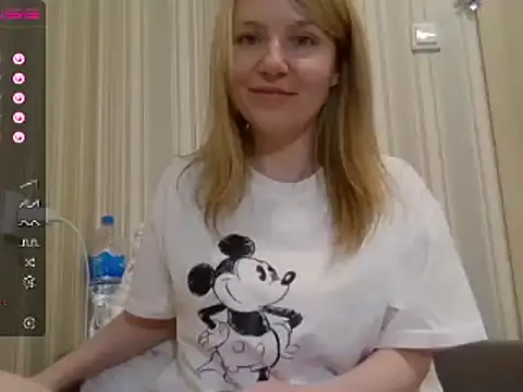 urbadkitty online show from 01.10.25