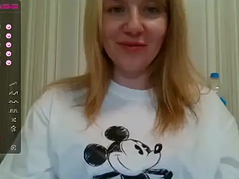 urbadkitty online show from 01.11.25