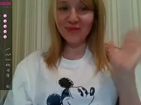 urbadkitty online show from 01.17.25