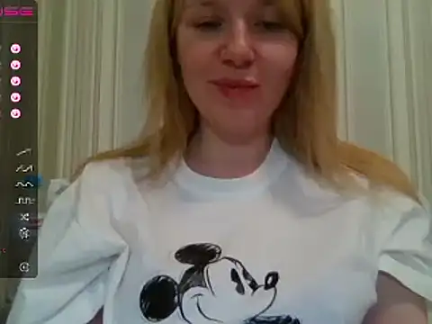 urbadkitty online show from 01.24.25