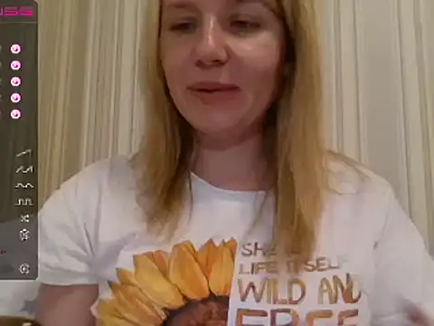 urbadkitty online show from 02.14.25