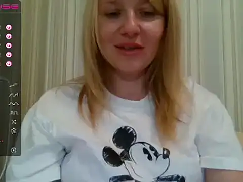 urbadkitty online show from 02.21.25