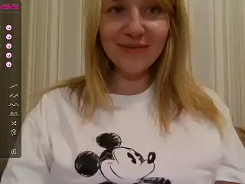 urbadkitty online show from 02.21.25