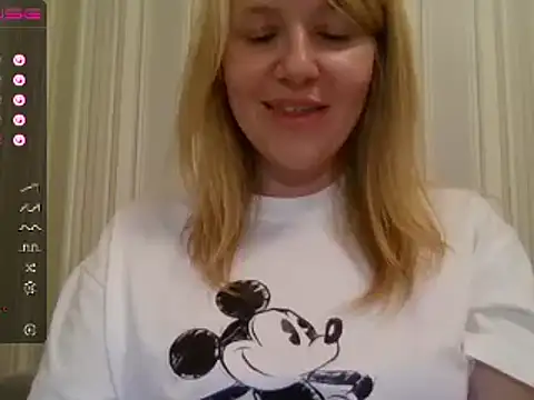 urbadkitty online show from 02.22.25