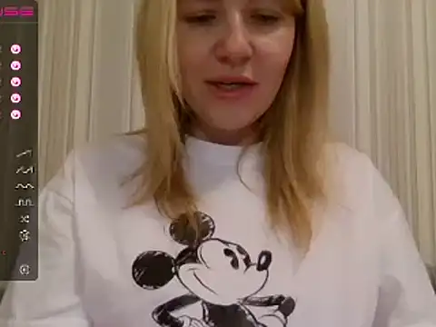 urbadkitty online show from 02.23.25