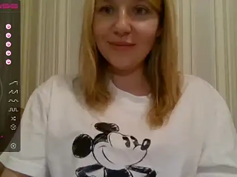 urbadkitty online show from 02.28.25