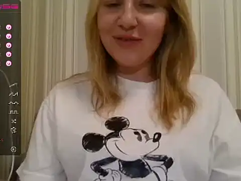 urbadkitty online show from 02.28.25