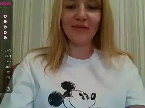 urbadkitty online show from 03.01.25