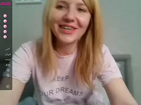 urbadkitty online show from 03.05.25