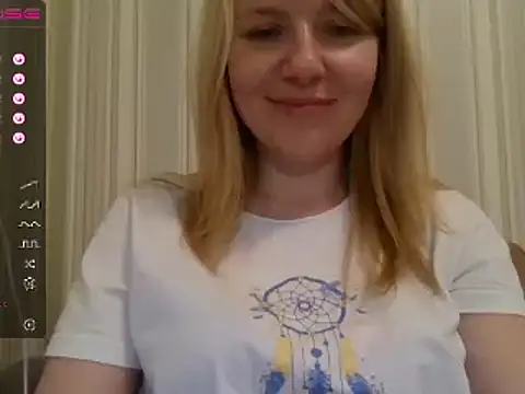 urbadkitty online show from 03.07.25