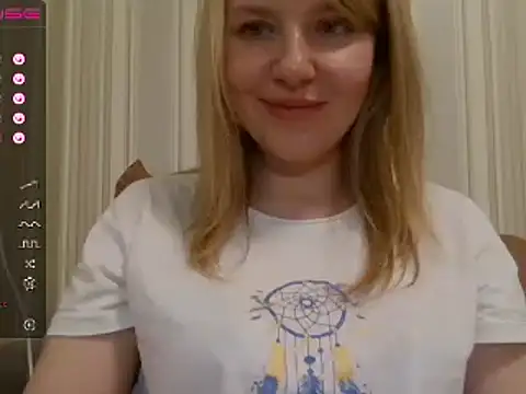 urbadkitty online show from 03.07.25