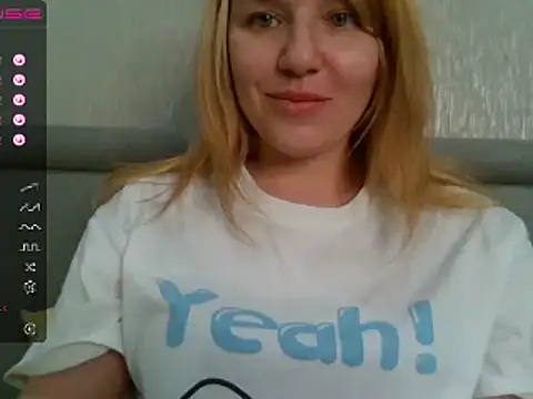 urbadkitty online show from 03.18.25