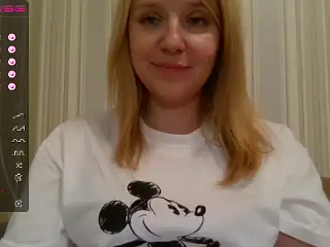 urbadkitty online show from 03.21.25