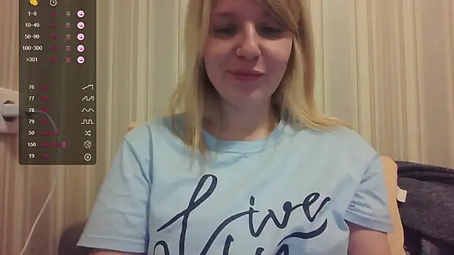 urbadkitty online show from 10.04.25