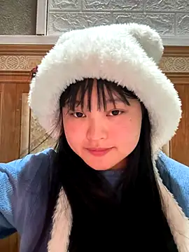 Snapshot of Anges893 chatting on 11.18.25 Anges893 online show from 11.18.25