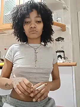 Laanegraofficial  online show from 03.18.25