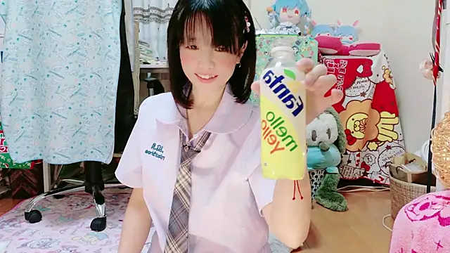 renapiyon8182 online show from 02.17.25