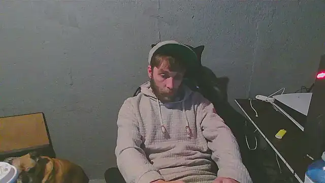 Snapshot of Superoz77 chatting on 12.06.24 Superoz77 online show from 12.06.24