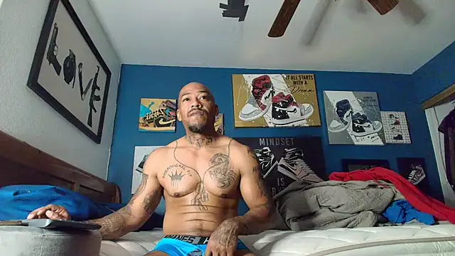 athephenomenal1 online show from 11.19.25