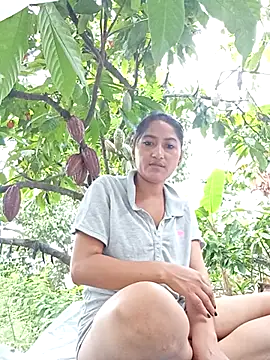 AdelinaMiran90 online show from 09.19.25