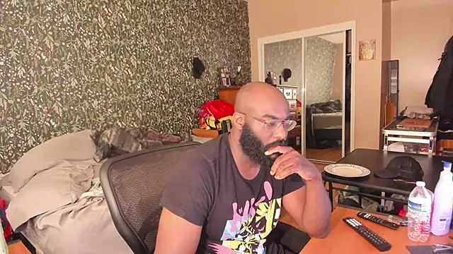 MrChuckDailyXXX online show from 06.30.26
