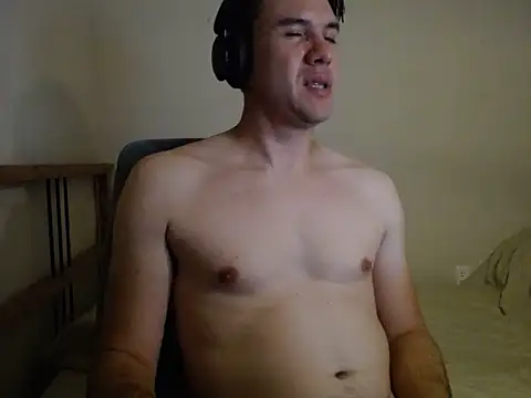 Snapshot of joaoalmeida3142 chatting on 07.27.26 joaoalmeida3142 online show from 07.27.26