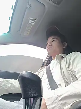 kisstoyousoon2024 online show from 03.02.26