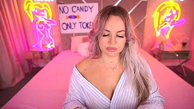 KiraCandyS online show from 10.30.25