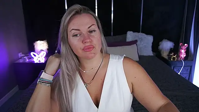 KiraCandyS online show from 07.28.26