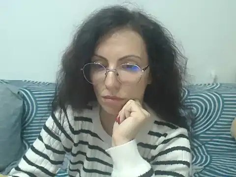 Emmatoo online show from 04.30.26