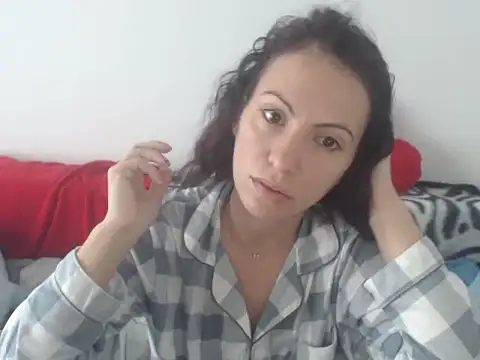 Emmatoo online show from 05.10.26