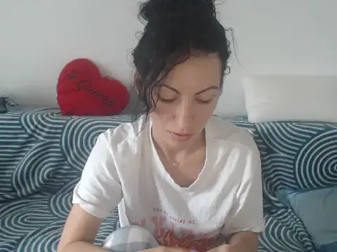 Emmatoo online show from 06.02.26