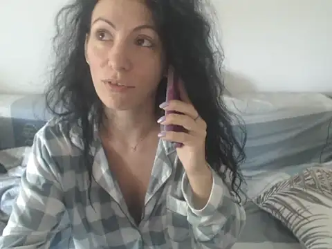 Emmatoo online show from 06.05.26