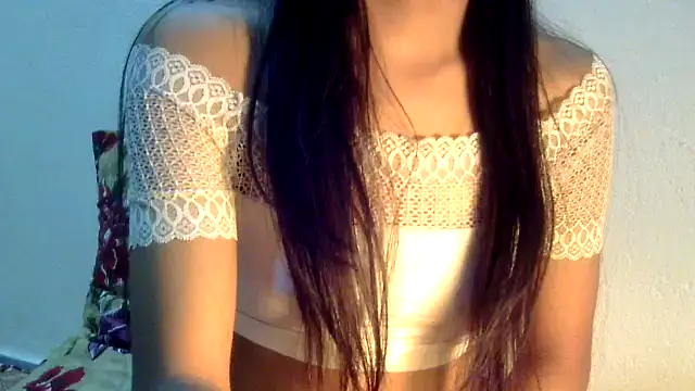 Snapshot of lusty_luxmi chatting on 12.28.24 lusty luxmi online show from 12.28.24