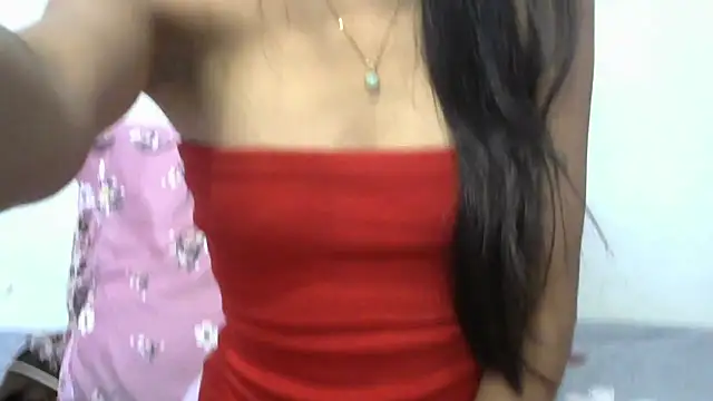 Snapshot of lusty_luxmi chatting on 10.22.25 lusty luxmi online show from 10.22.25