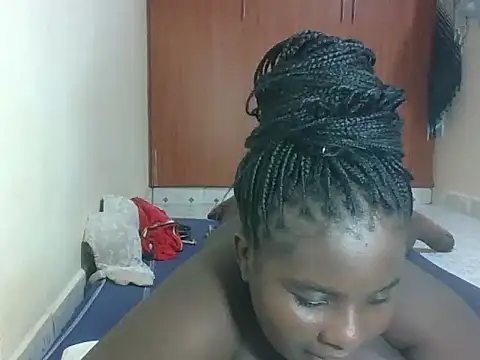 Snapshot of hotebbbyy chatting on 05.15.26 hotebbbyy online show from 05.15.26