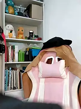 Snapshot of ItsNaiixa chatting on 02.28.26 ItsNaiixa online show from 02.28.26