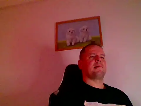 Snapshot of lobito1997 chatting on 03.19.25 lobito1997 online show from 03.19.25