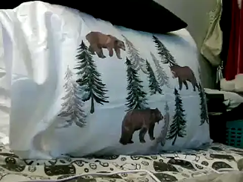 Snapshot of WHITEDAROSE chatting on 02.25.25 WHITEDAROSE online show from 02.25.25