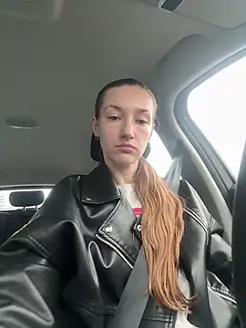 KateRedgar online show from 06.17.26