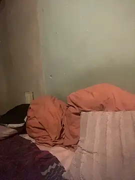 Moorella1 online show from 04.13.26