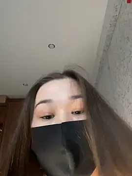 Snapshot of your_toxic_cum chatting on 02.04.25 your toxic cum online show from 02.04.25