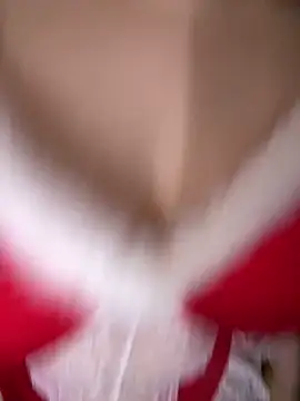 Snapshot of your_toxic_cum chatting on 12.23.25 your toxic cum online show from 12.23.25