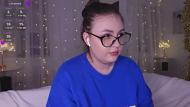 Snapshot of Mia__Peach chatting on 01.10.25 Mia Peach online show from 01.10.25