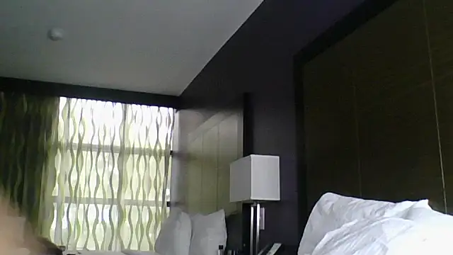 Badgirlbrittt online show from 10.04.25