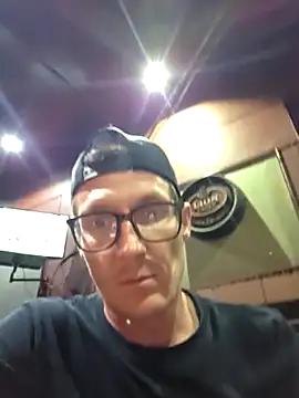 Snapshot of TheSouthernKing chatting on 01.10.26 TheSouthernKing online show from 01.10.26