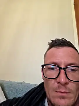 Snapshot of TheSouthernKing chatting on 02.02.26 TheSouthernKing online show from 02.02.26